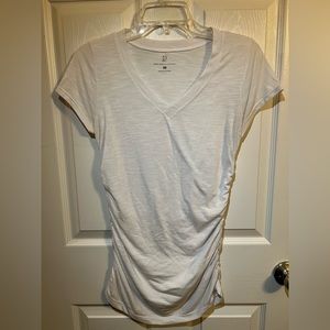 White short sleeve v-neck top with ruched sides